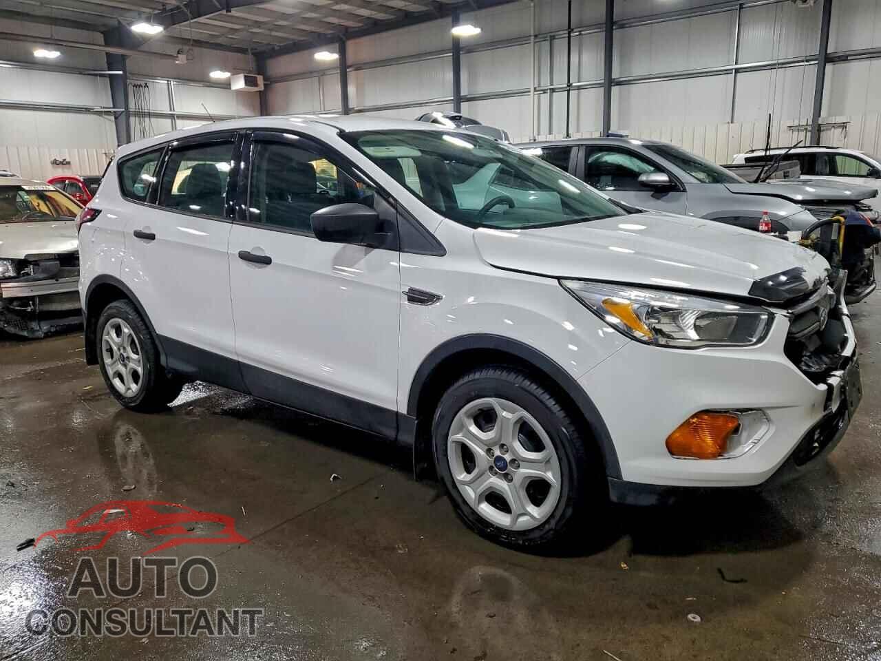 FORD ESCAPE 2017 - 1FMCU0F79HUB66667