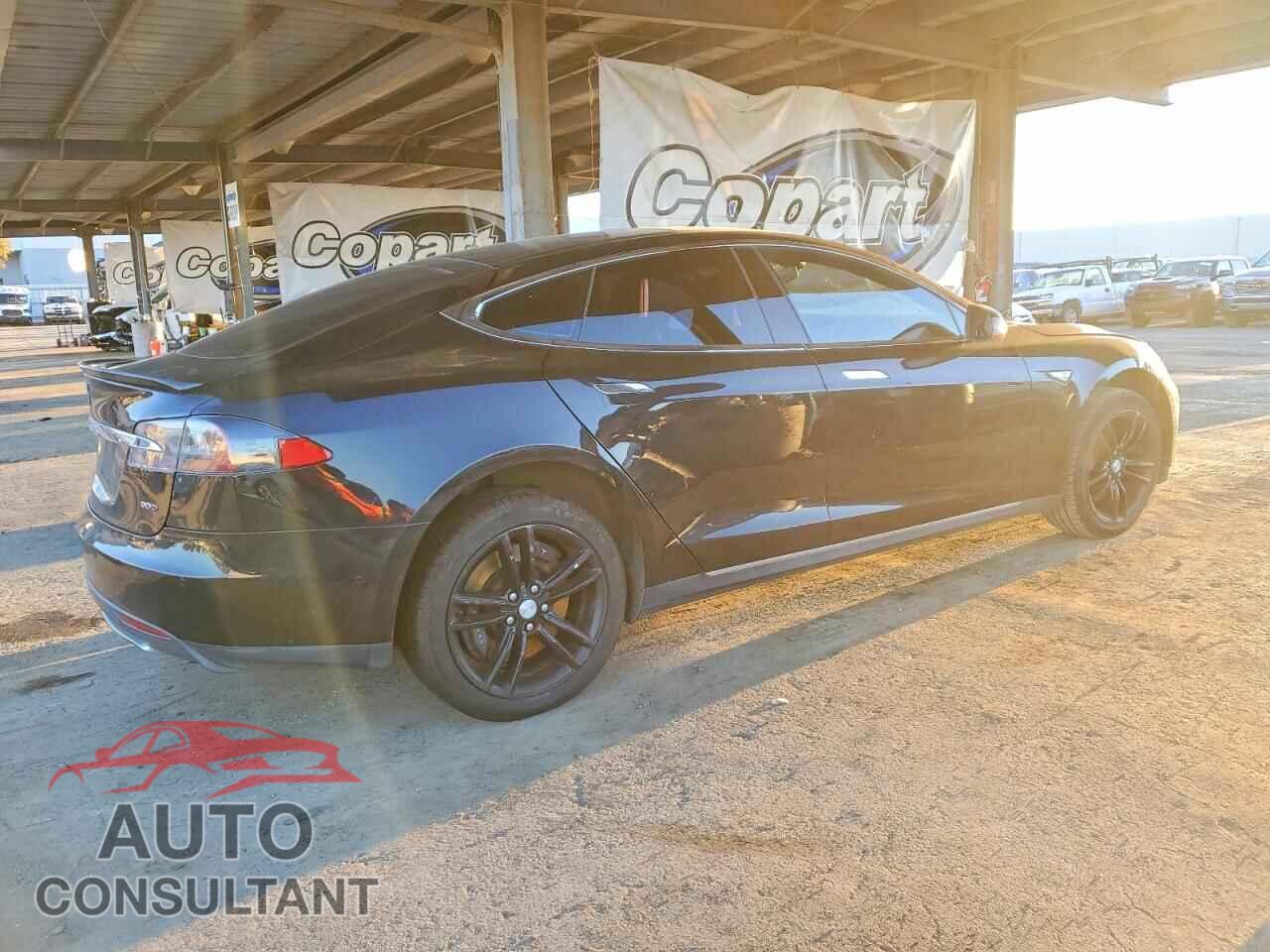 TESLA MODEL S 2016 - 5YJSA1E26GF130558