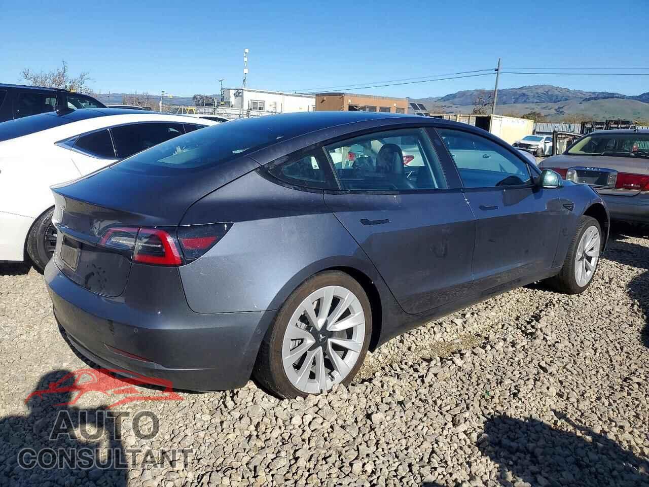 TESLA MODEL 3 2022 - 5YJ3E1EA8NF327874