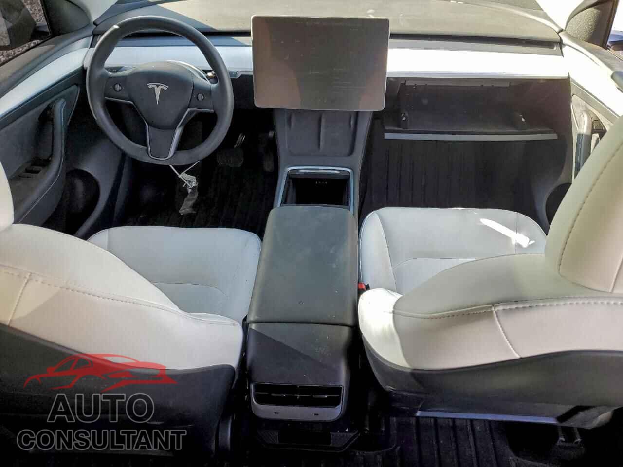 TESLA MODEL Y 2023 - 7SAYGAEE8PF652680