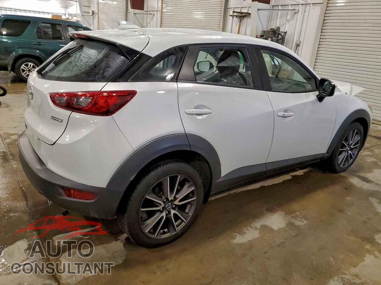 MAZDA CX-3 2017 - JM1DKFC7XH0161300