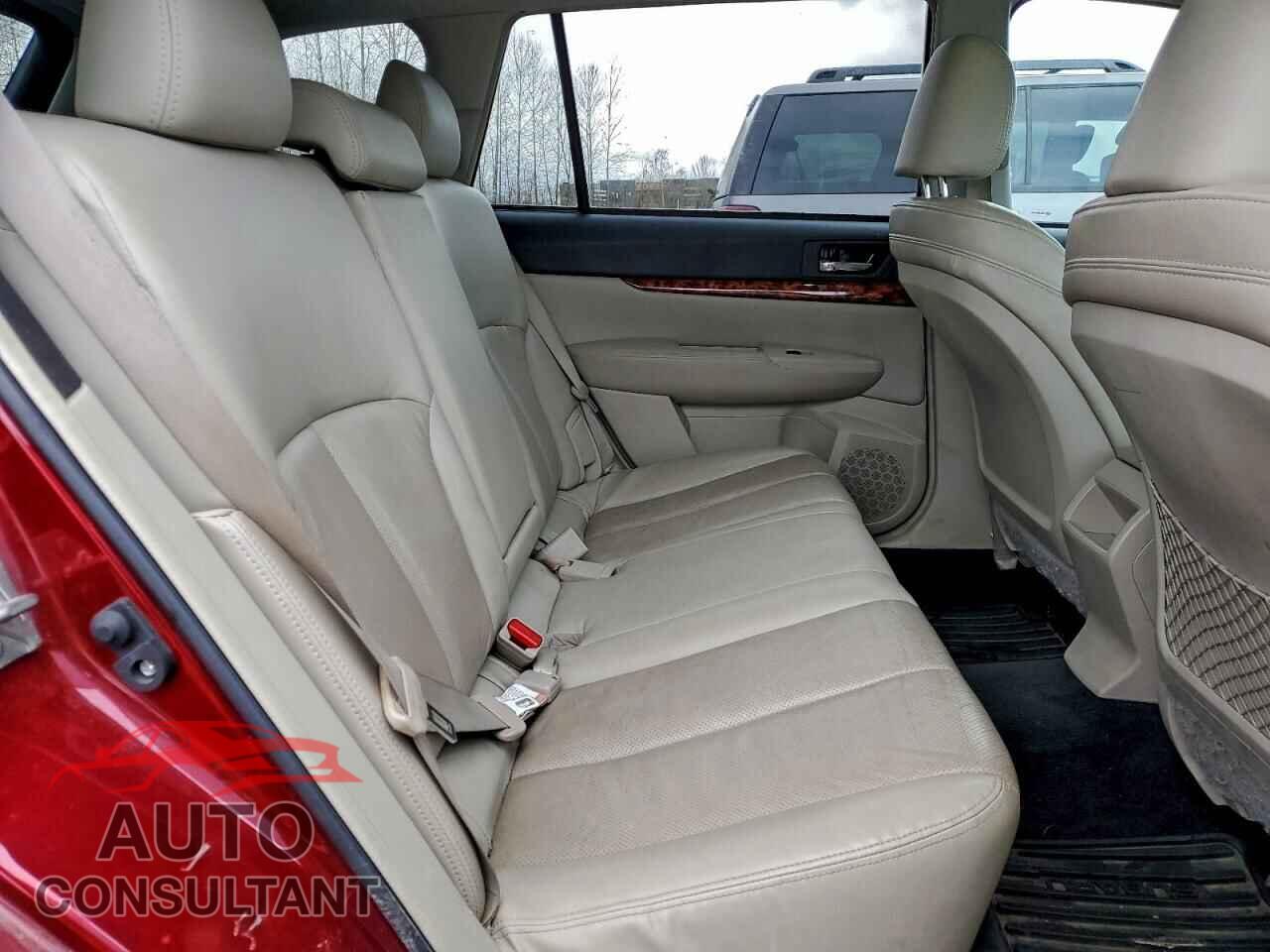 SUBARU OUTBACK 2011 - 4S4BRBKC8B3385550