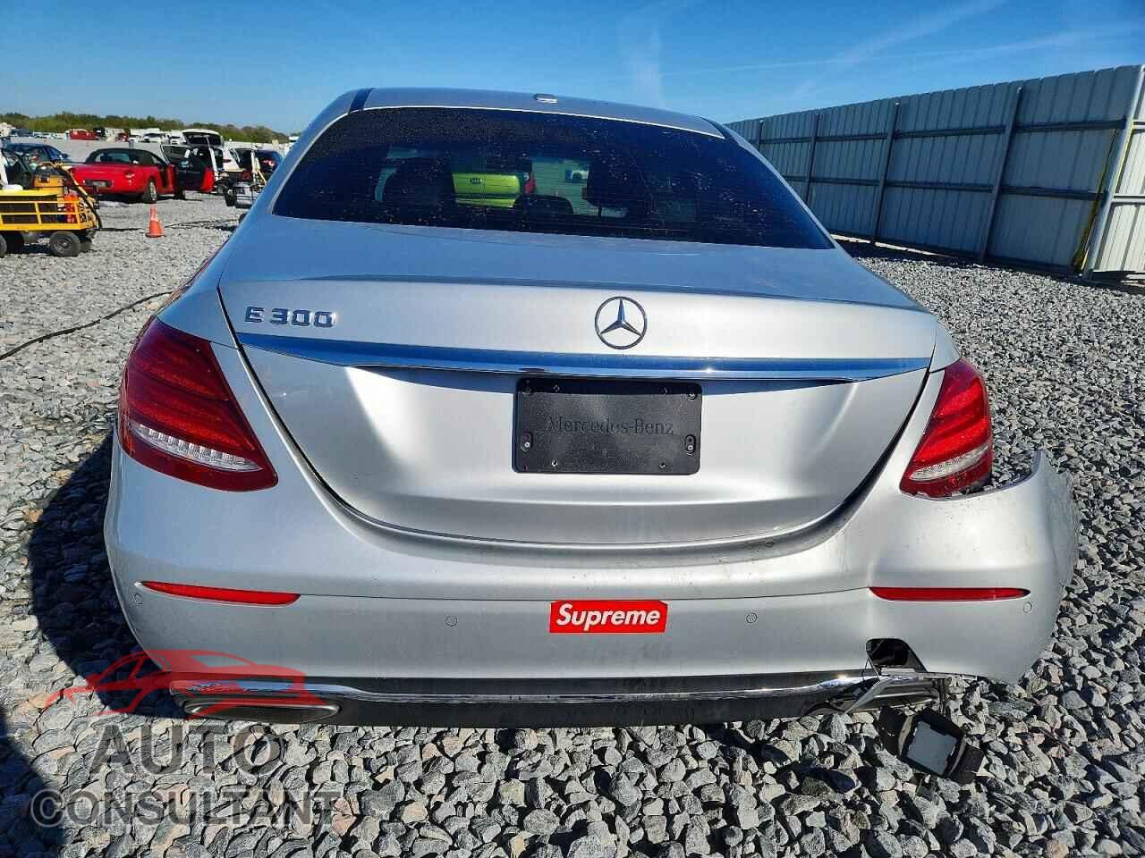 MERCEDES-BENZ E-CLASS 2017 - WDDZF4JB8HA102333
