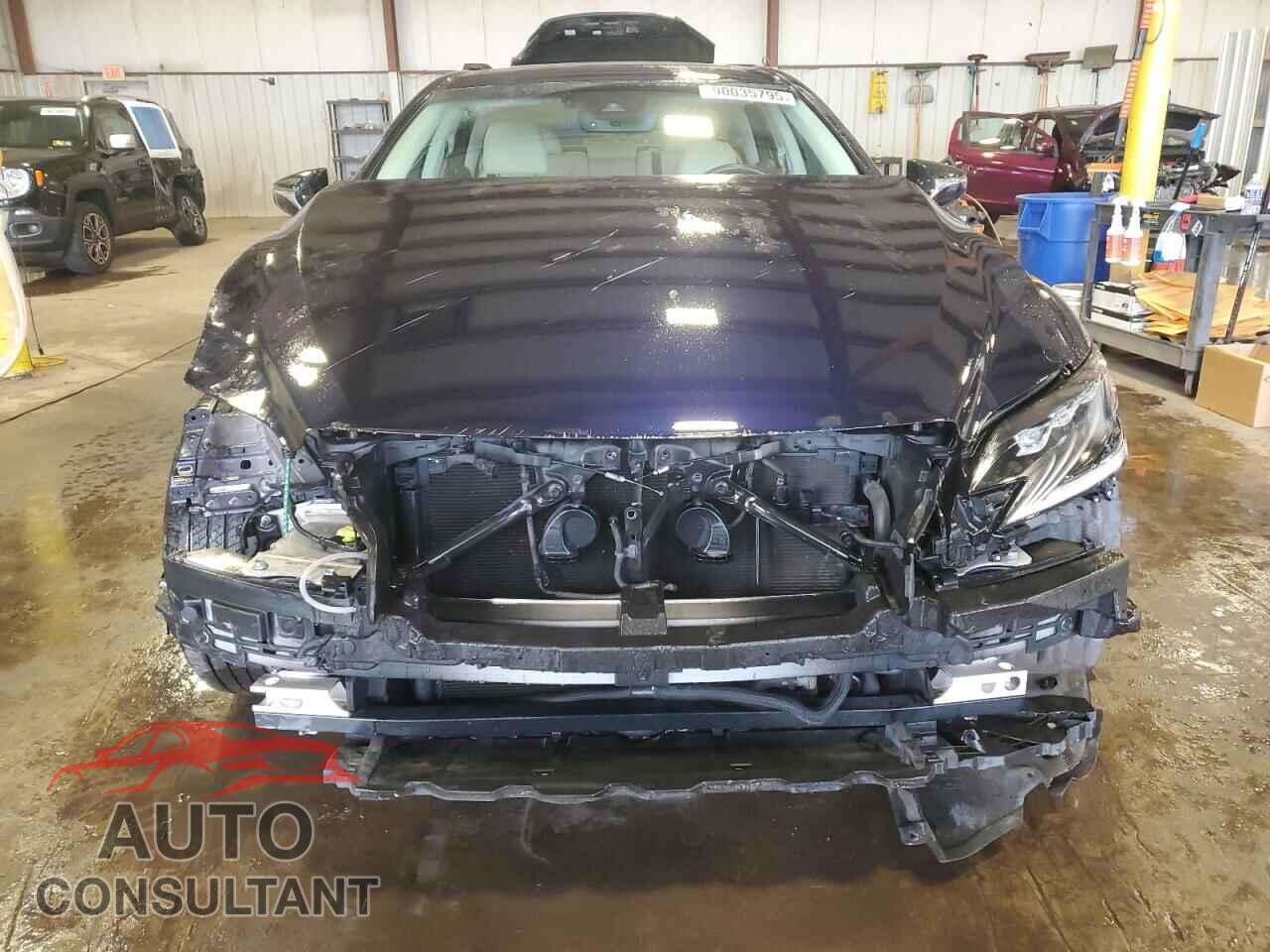 LEXUS LS500 2018 - JTHC51FF4J5001994