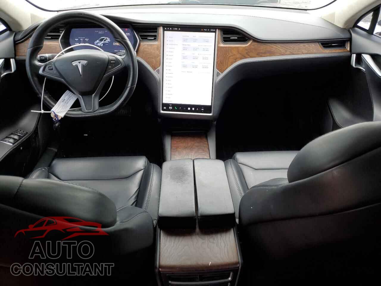 TESLA MODEL S 2018 - 5YJSA1E23JF277377