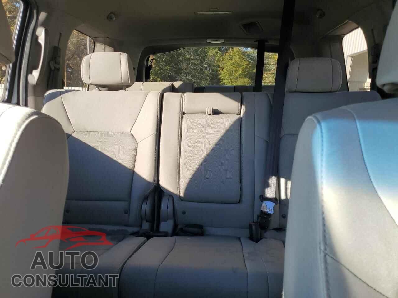 HONDA PILOT 2011 - 5FNYF4H23BB094197
