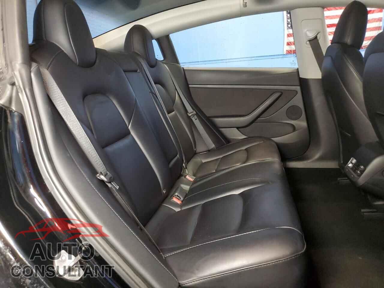 TESLA MODEL 3 2023 - 5YJ3E1EA0PF452063
