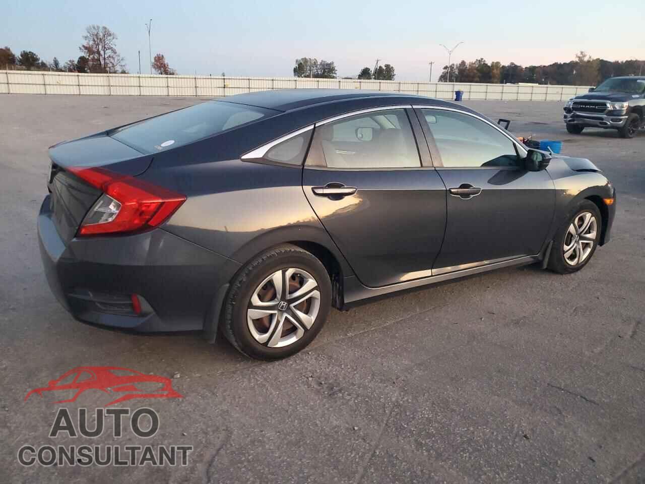 HONDA CIVIC 2017 - 19XFC2F55HE017542