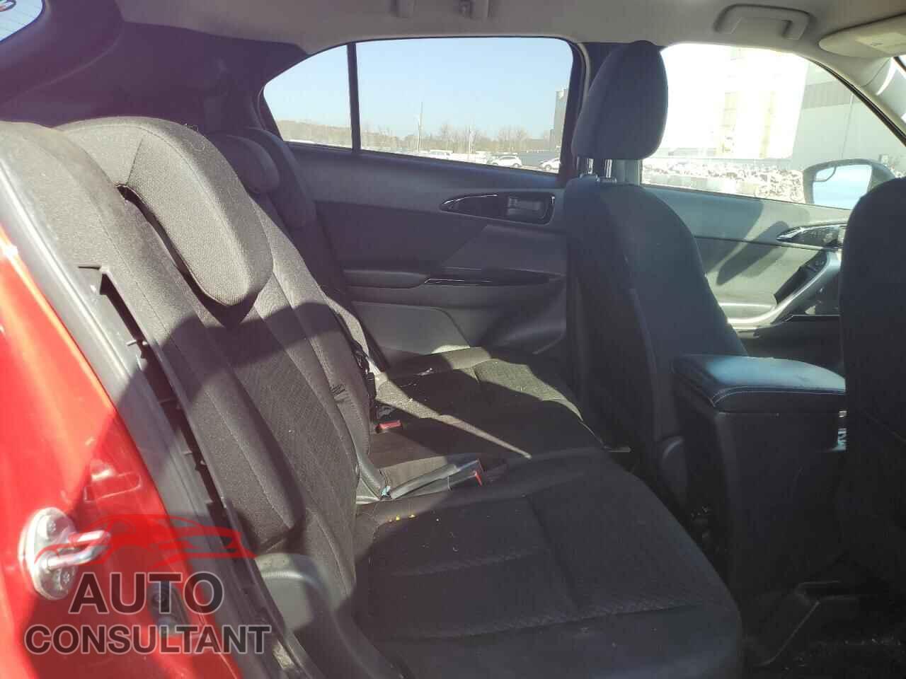 MITSUBISHI ECLIPSE 2019 - JA4AT4AA5KZ018240