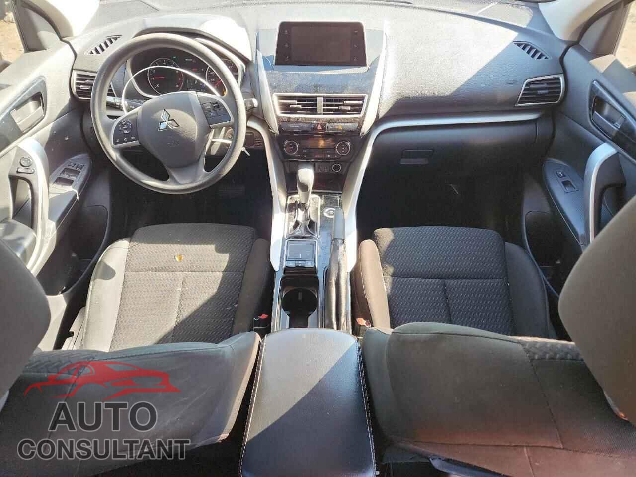 MITSUBISHI ECLIPSE 2018 - JA4AT4AAXJZ045559