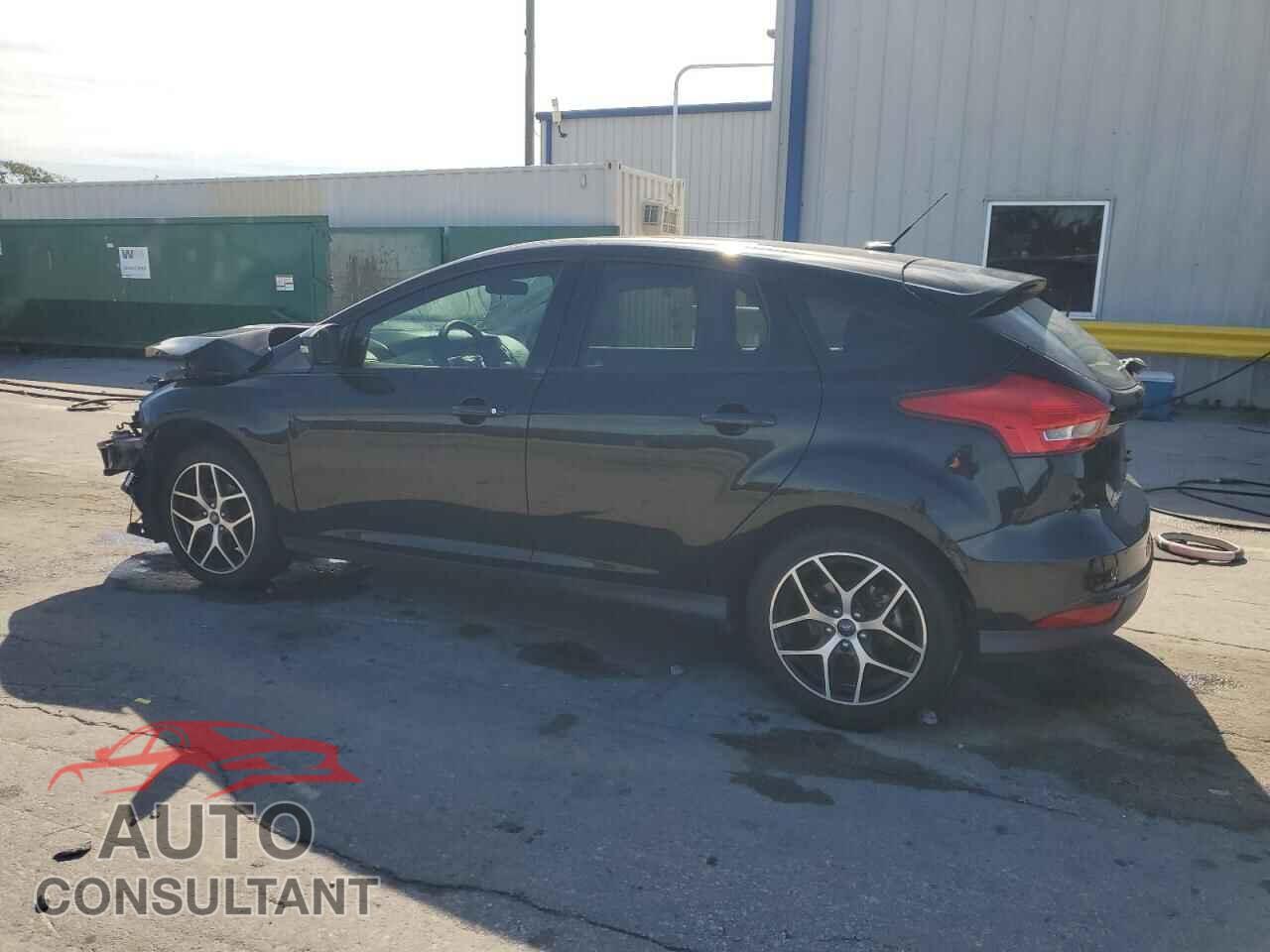 FORD FOCUS 2018 - 1FADP3M22JL227223