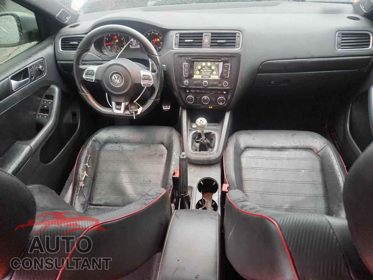VOLKSWAGEN JETTA 2014 - 3VW5T7AJ0EM266830