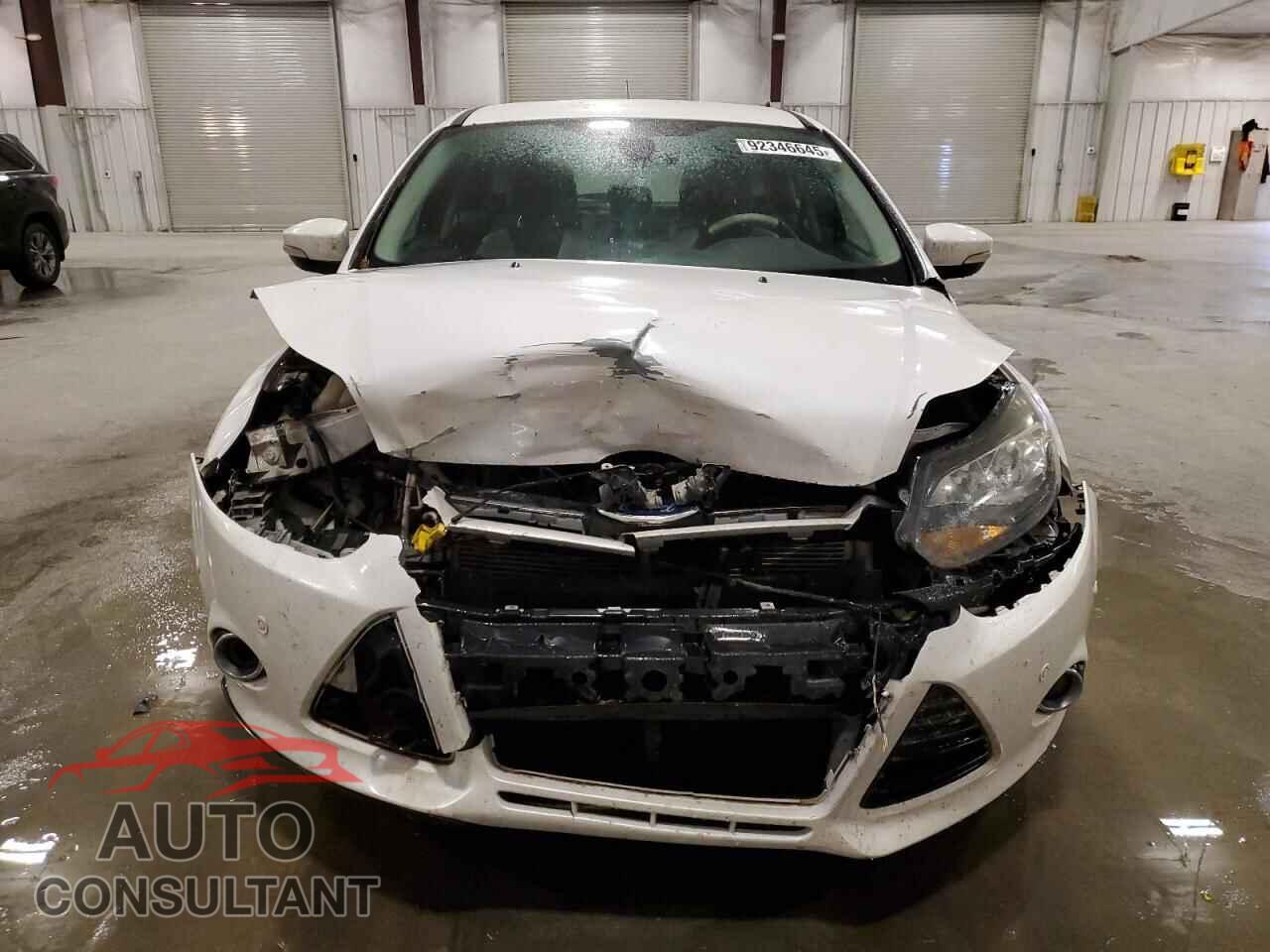 FORD FOCUS 2012 - 1FAHP3N28CL139845