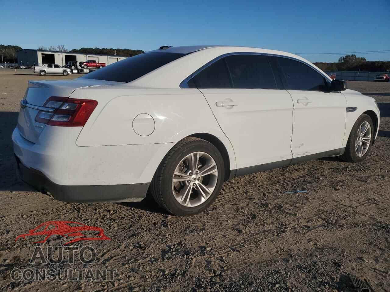 FORD TAURUS 2015 - 1FAHP2D89FG159678