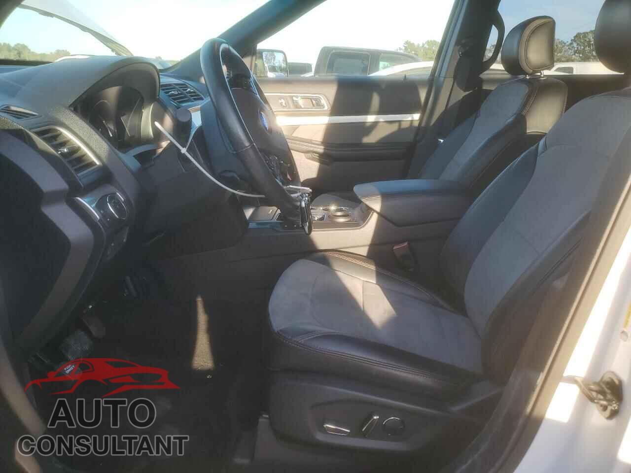 FORD EXPLORER 2017 - 1FM5K7D89HGB60191