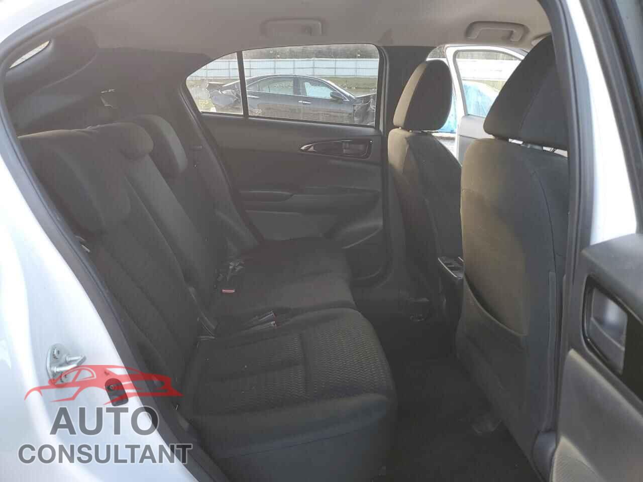 MITSUBISHI ECLIPSE 2018 - JA4AT3AA7JZ040863