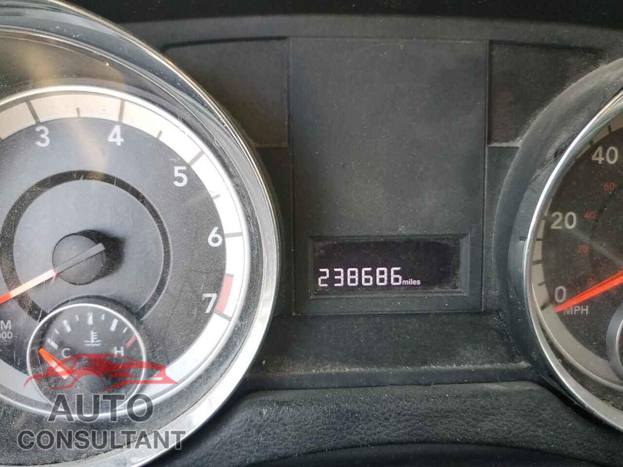 DODGE CARAVAN 2011 - 2D4RN3DG2BR680190