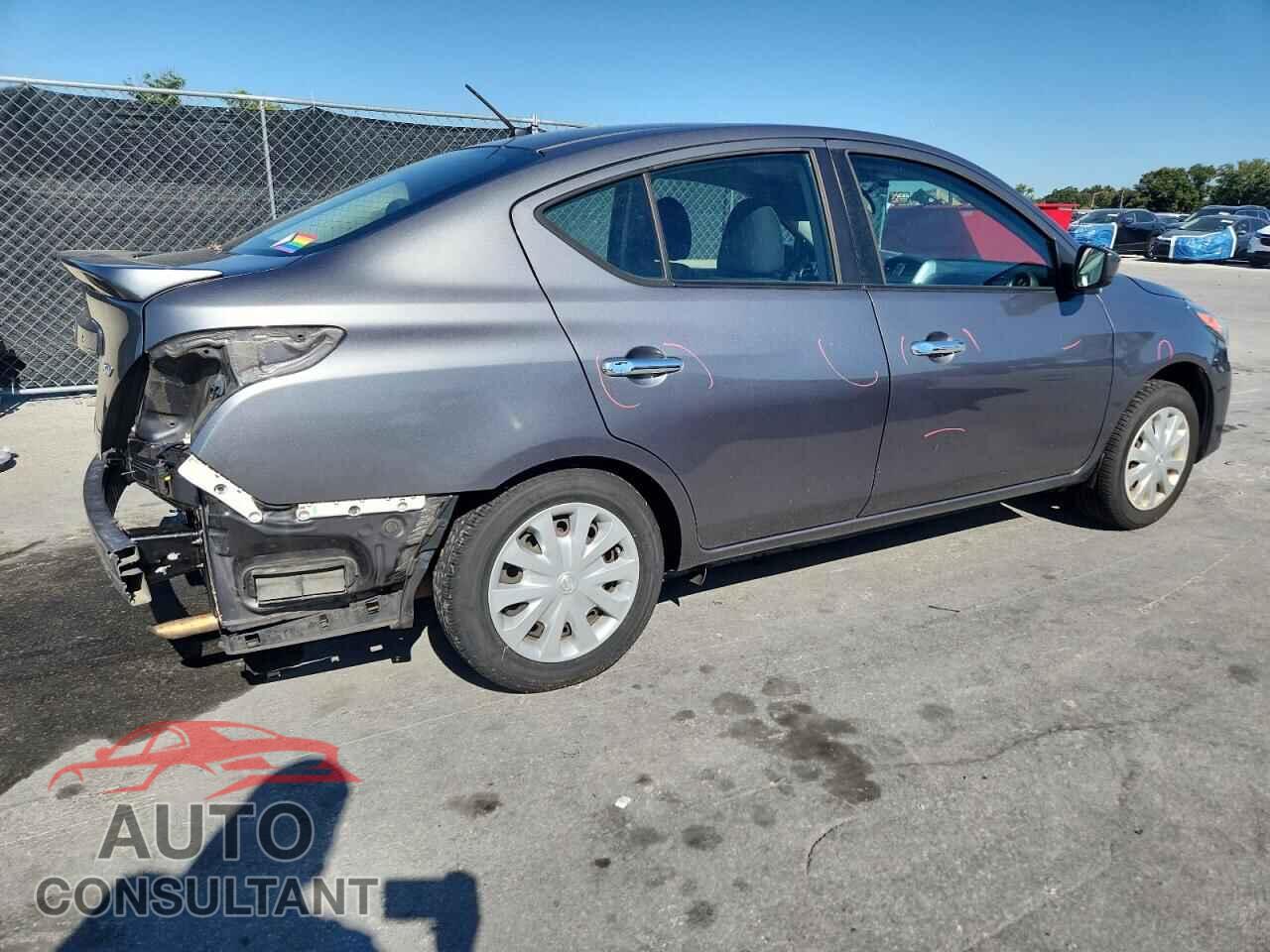 NISSAN VERSA 2017 - 3N1CN7AP3HL903103