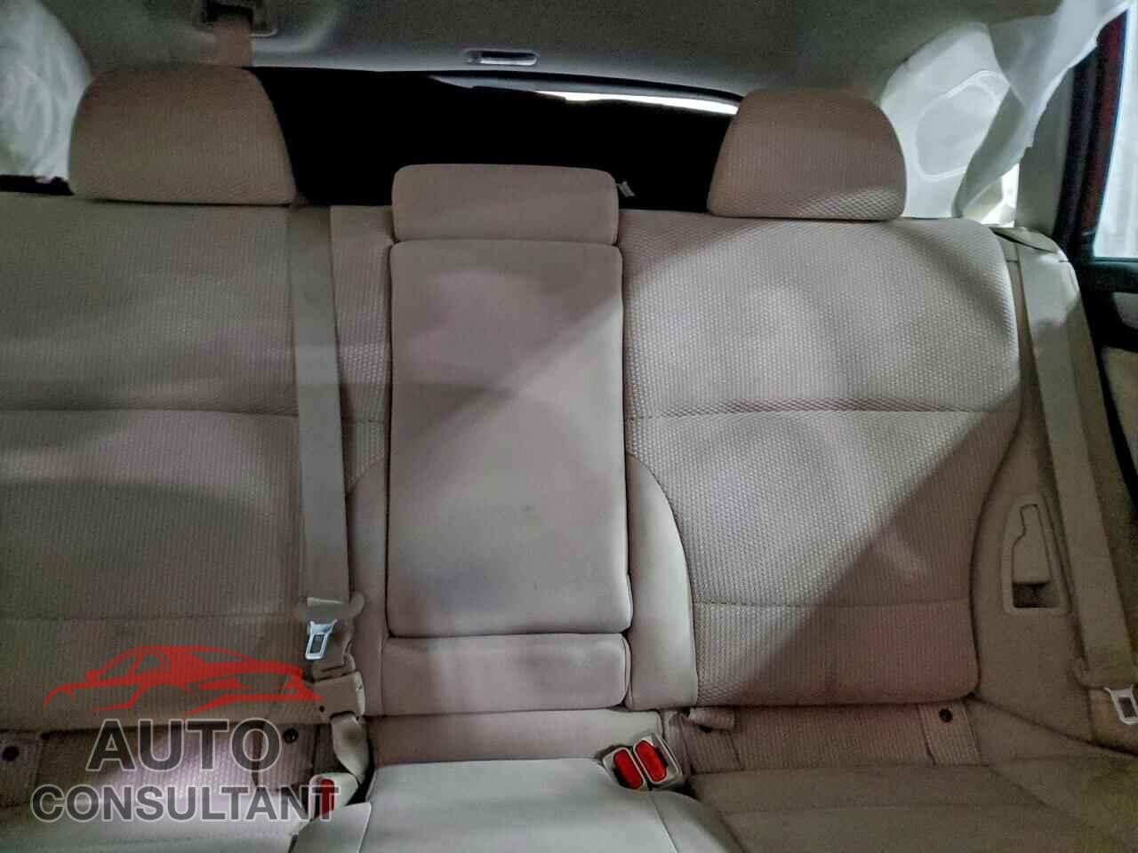 SUBARU OUTBACK 2018 - 4S4BSACC3J3379554
