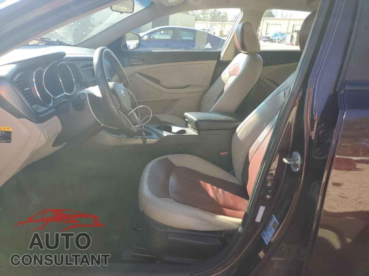 KIA OPTIMA 2011 - KNAGM4A72B5073623