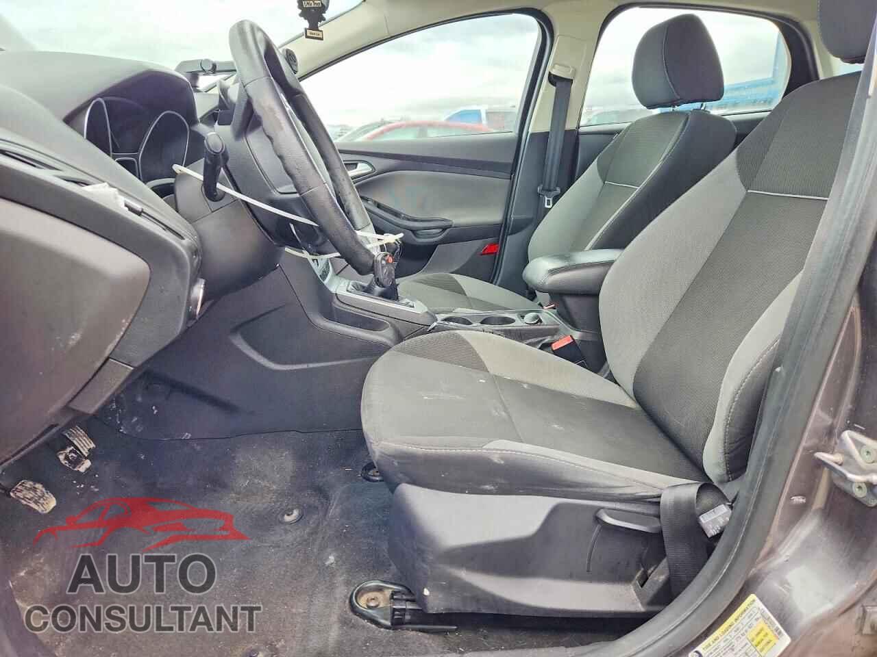 FORD FOCUS 2013 - 1FADP3K22DL204855