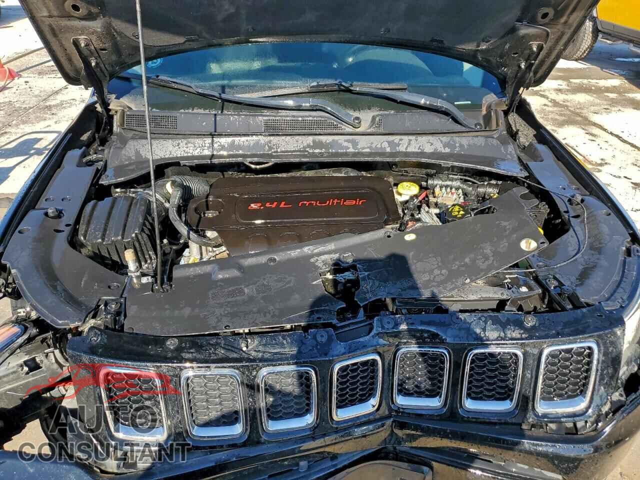 JEEP COMPASS 2018 - 3C4NJDCB8JT199374