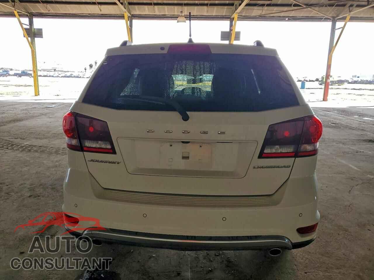DODGE JOURNEY 2017 - 3C4PDCGG2HT605580