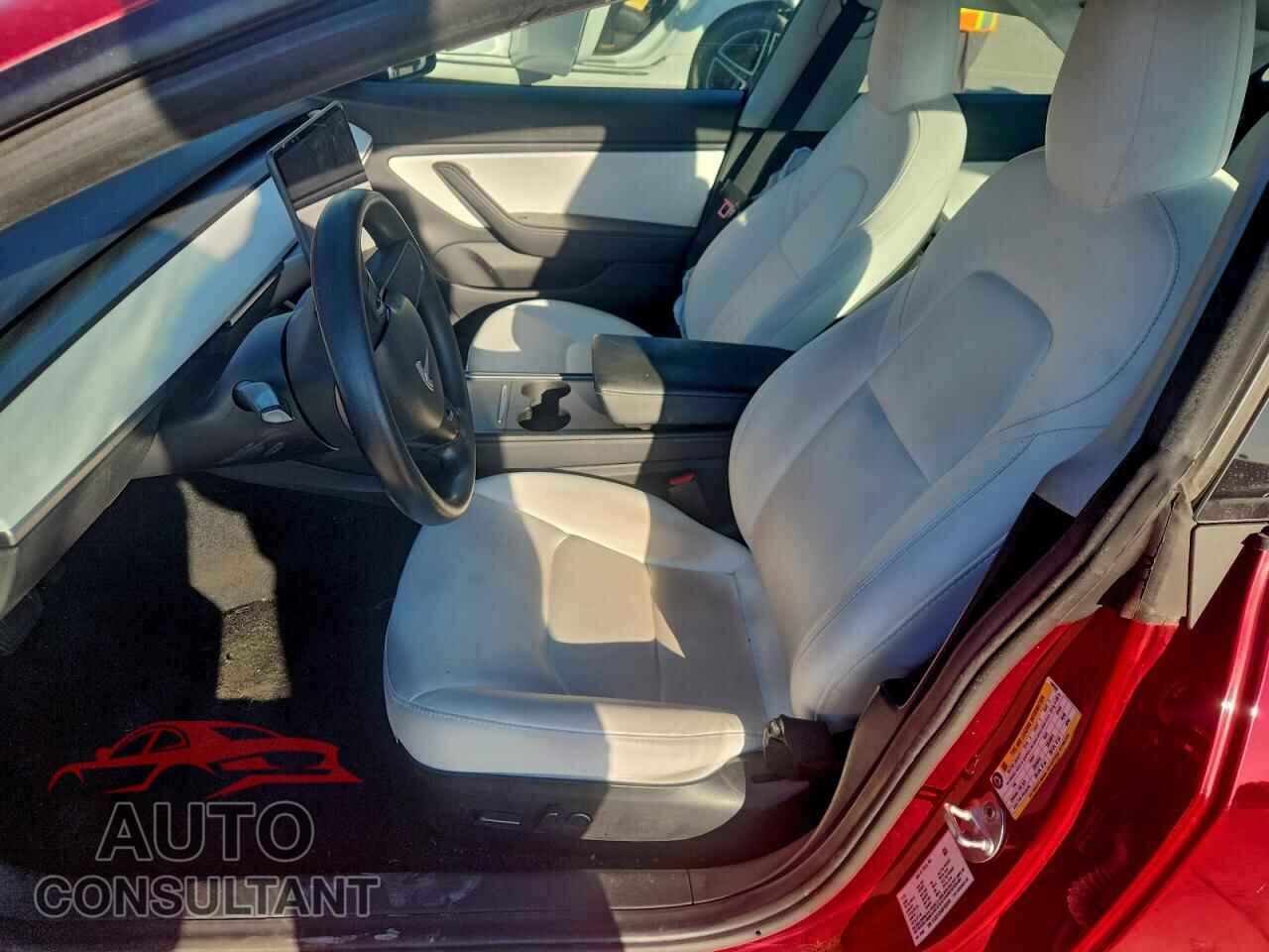 TESLA MODEL 3 2021 - 5YJ3E1EA4MF840599