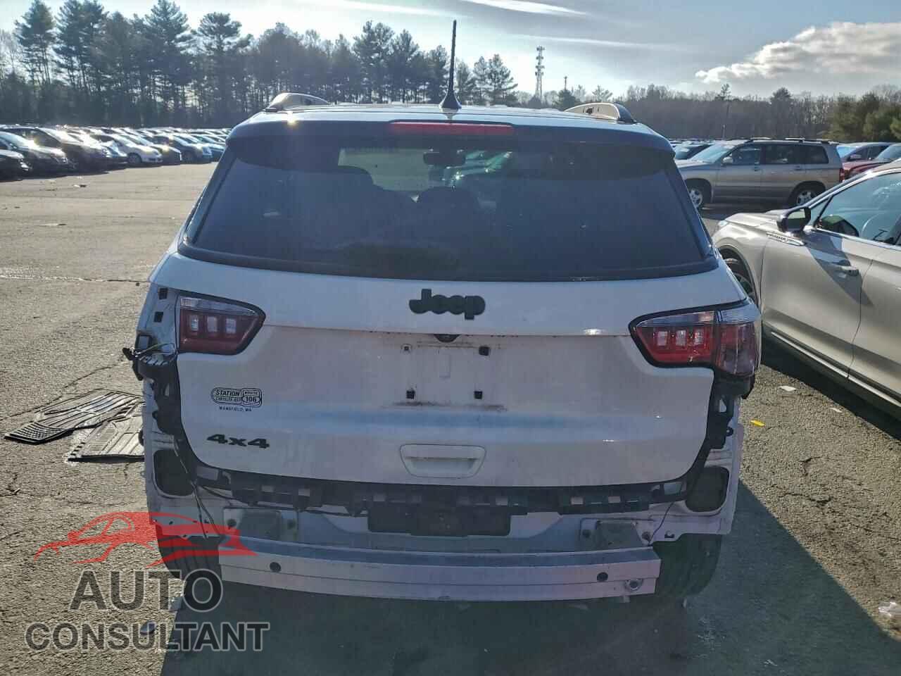 JEEP COMPASS 2019 - 3C4NJDBB8KT593086