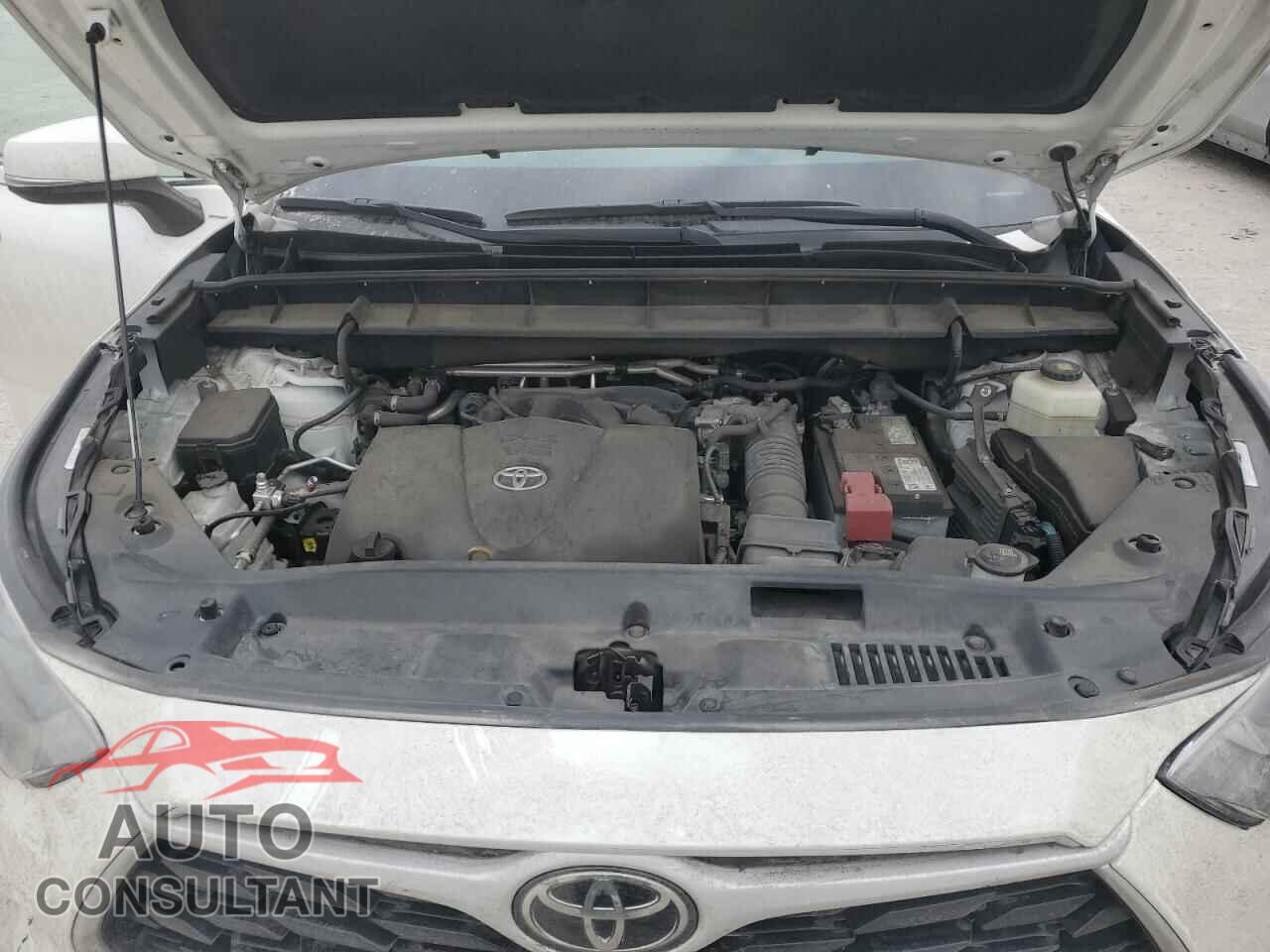 TOYOTA HIGHLANDER 2021 - 5TDCZRAH0MS033708