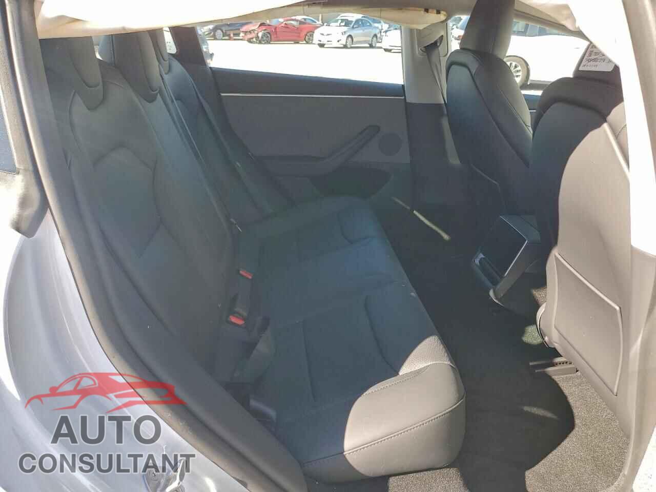TESLA MODEL 3 2025 - 5YJ3E1EA2SF005484
