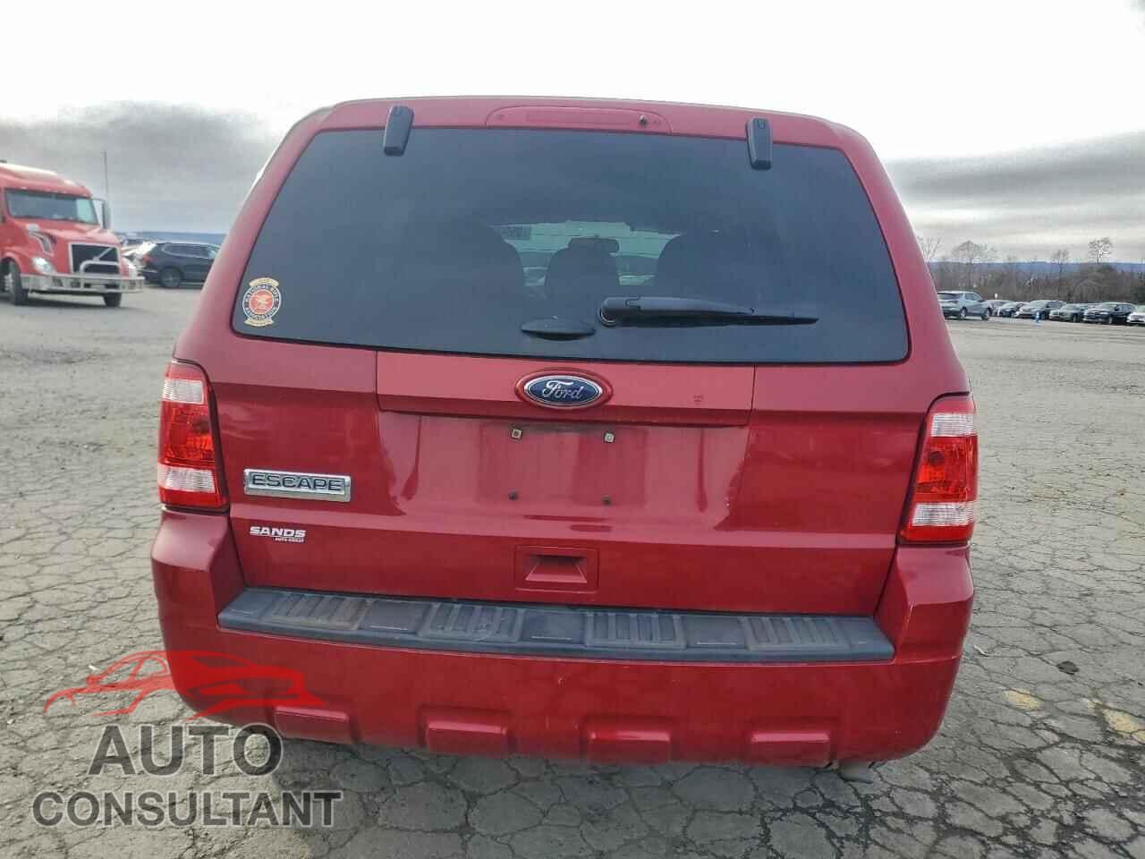 FORD ESCAPE 2011 - 1FMCU9C75BKC31218