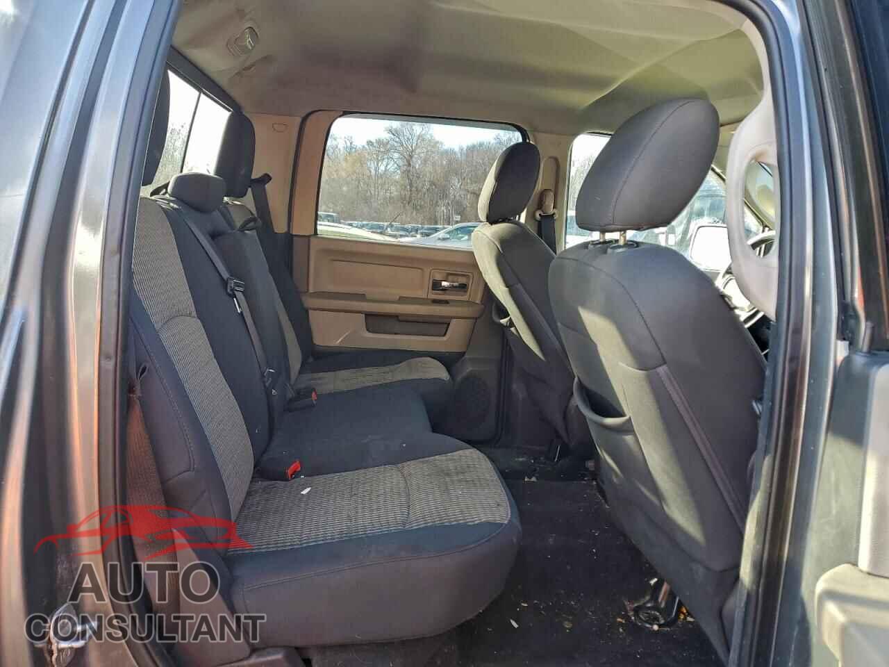 DODGE RAM 1500 2012 - 1C6RD7LT9CS241680