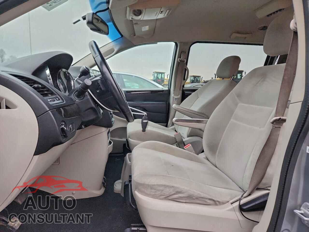 DODGE CARAVAN 2013 - 2C4RDGBG7DR618930