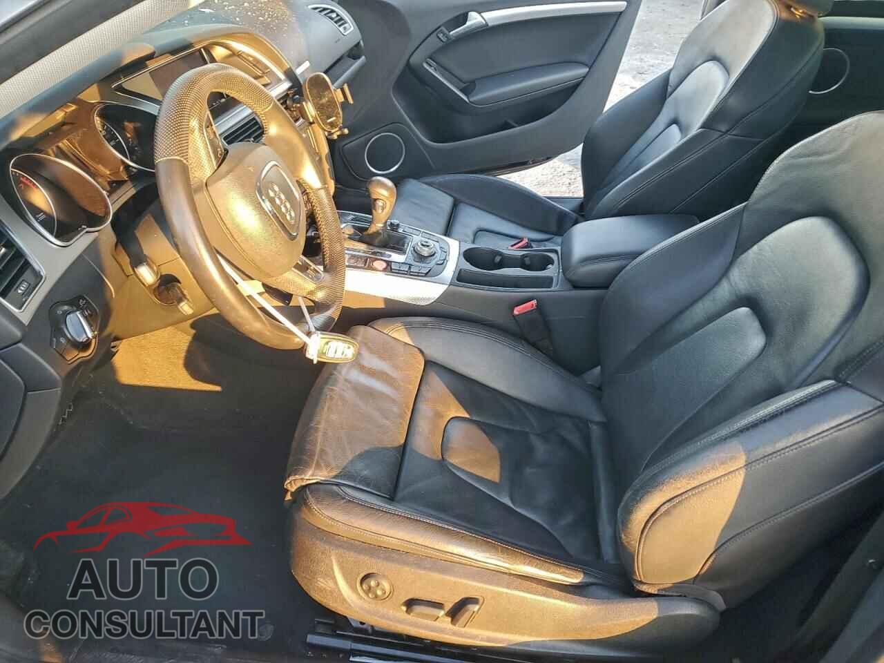 AUDI A5 2012 - WAULFAFR7CA002007