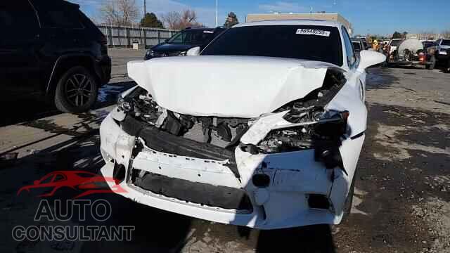 LEXUS IS 2015 - JTHCE1D22F5008742