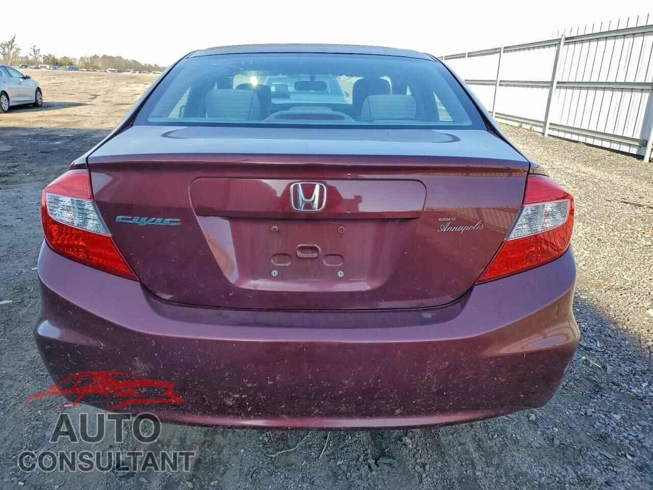 HONDA CIVIC 2012 - 2HGFB2F50CH502611