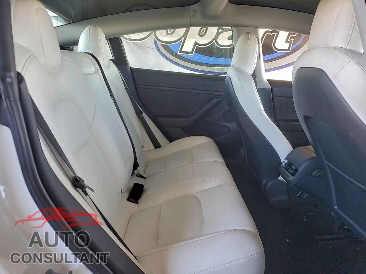 TESLA MODEL 3 2021 - 5YJ3E1EA3MF000667
