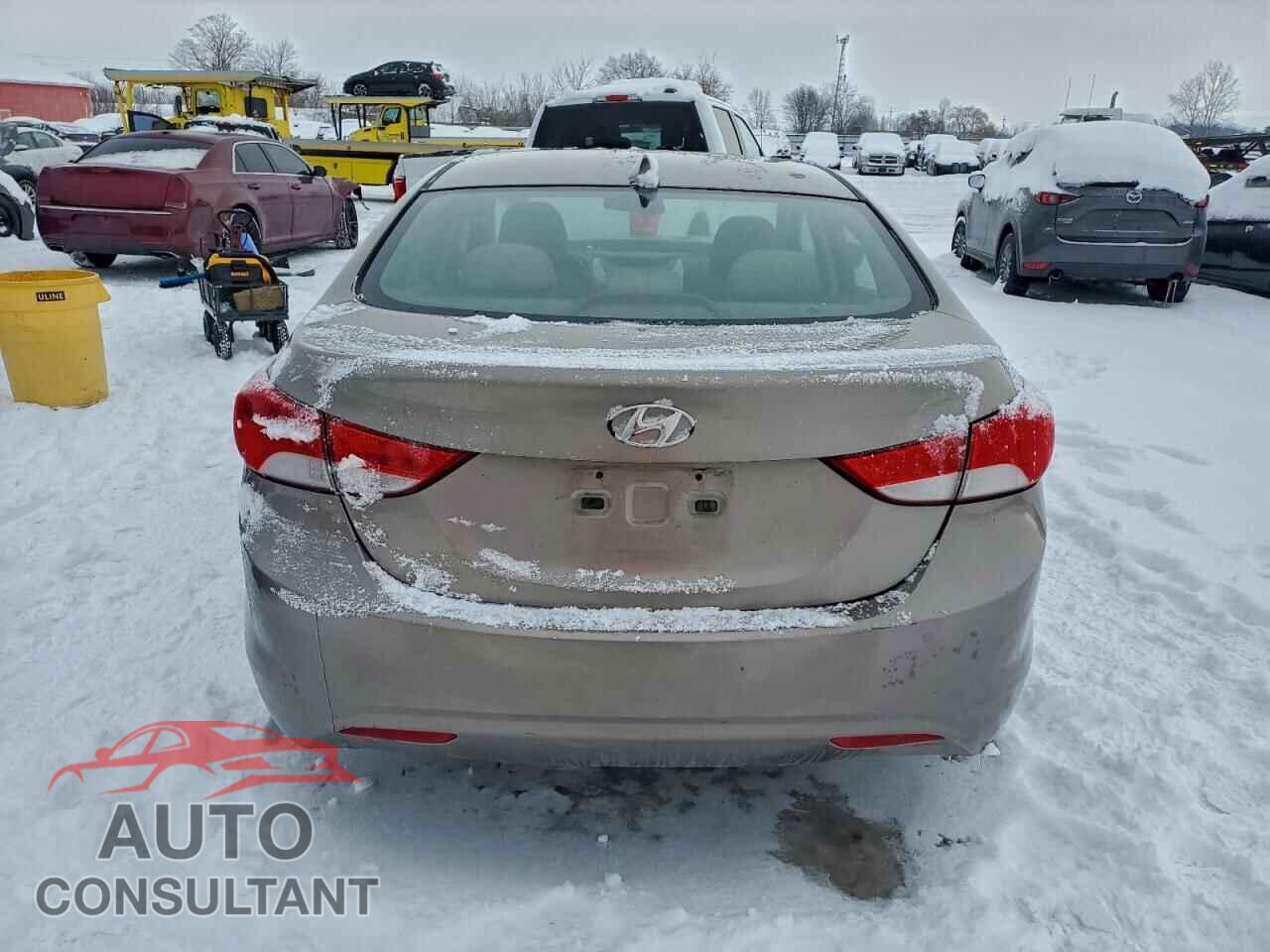 HYUNDAI ELANTRA 2013 - 5NPDH4AE8DH250462