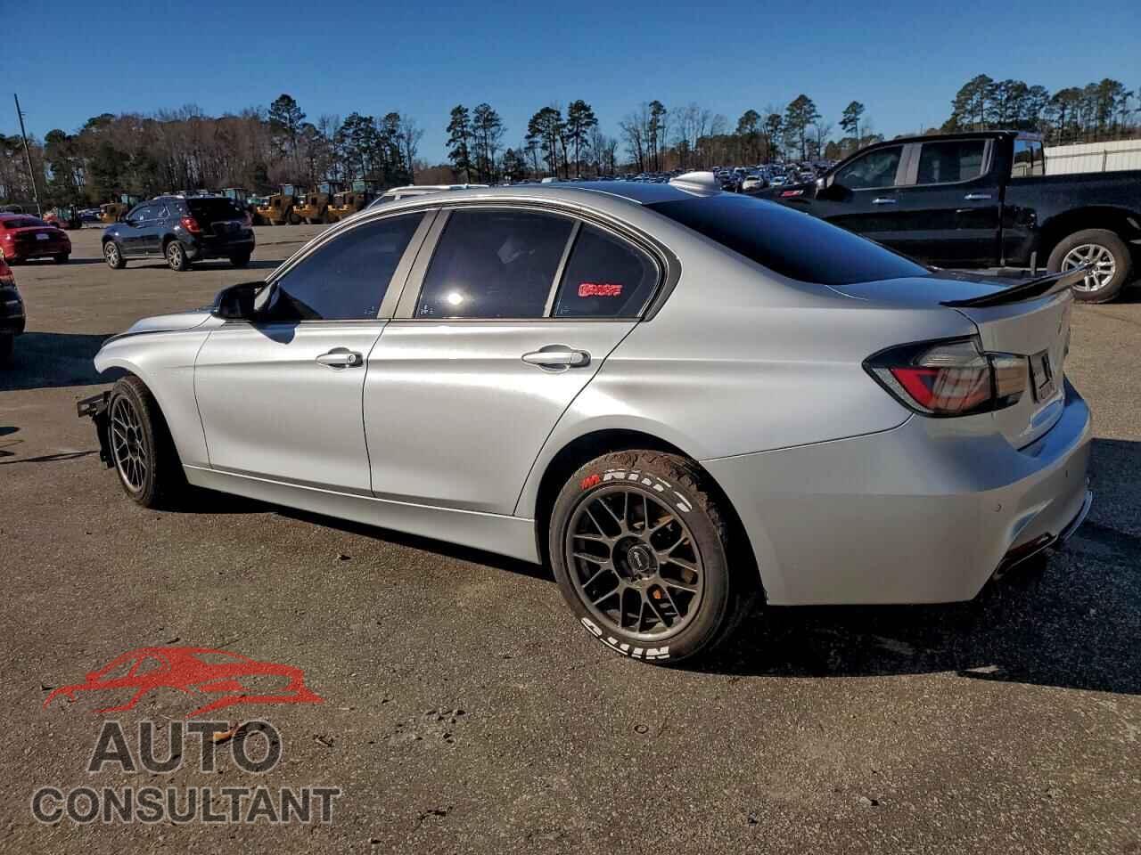BMW 3 SERIES 2015 - WBA3B5C56FP654509