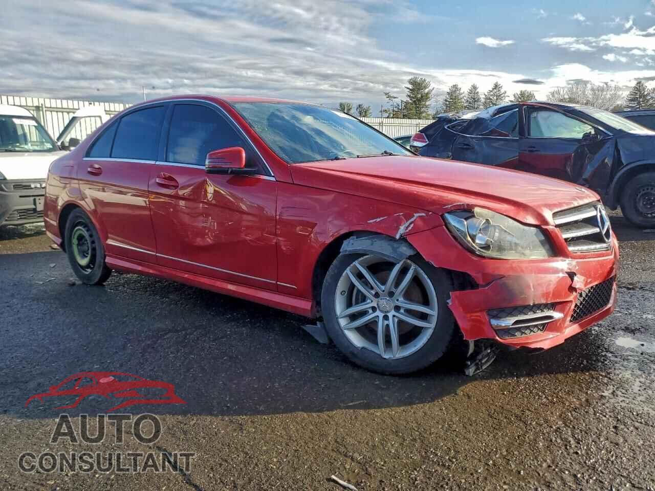 MERCEDES-BENZ C-CLASS 2014 - WDDGF4HB7EA962619