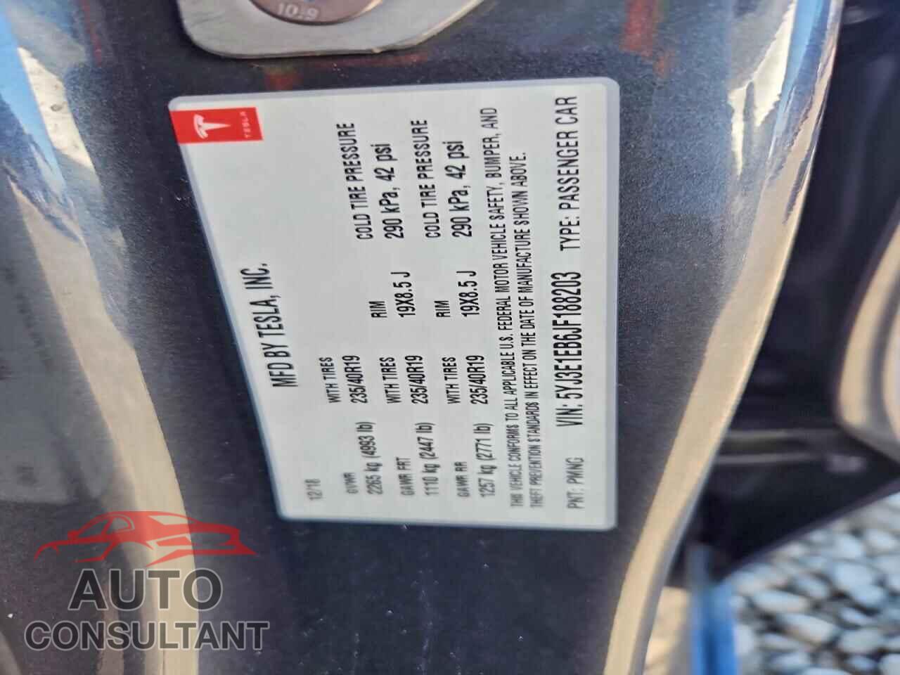 TESLA MODEL 3 2018 - 5YJ3E1EB6JF188203
