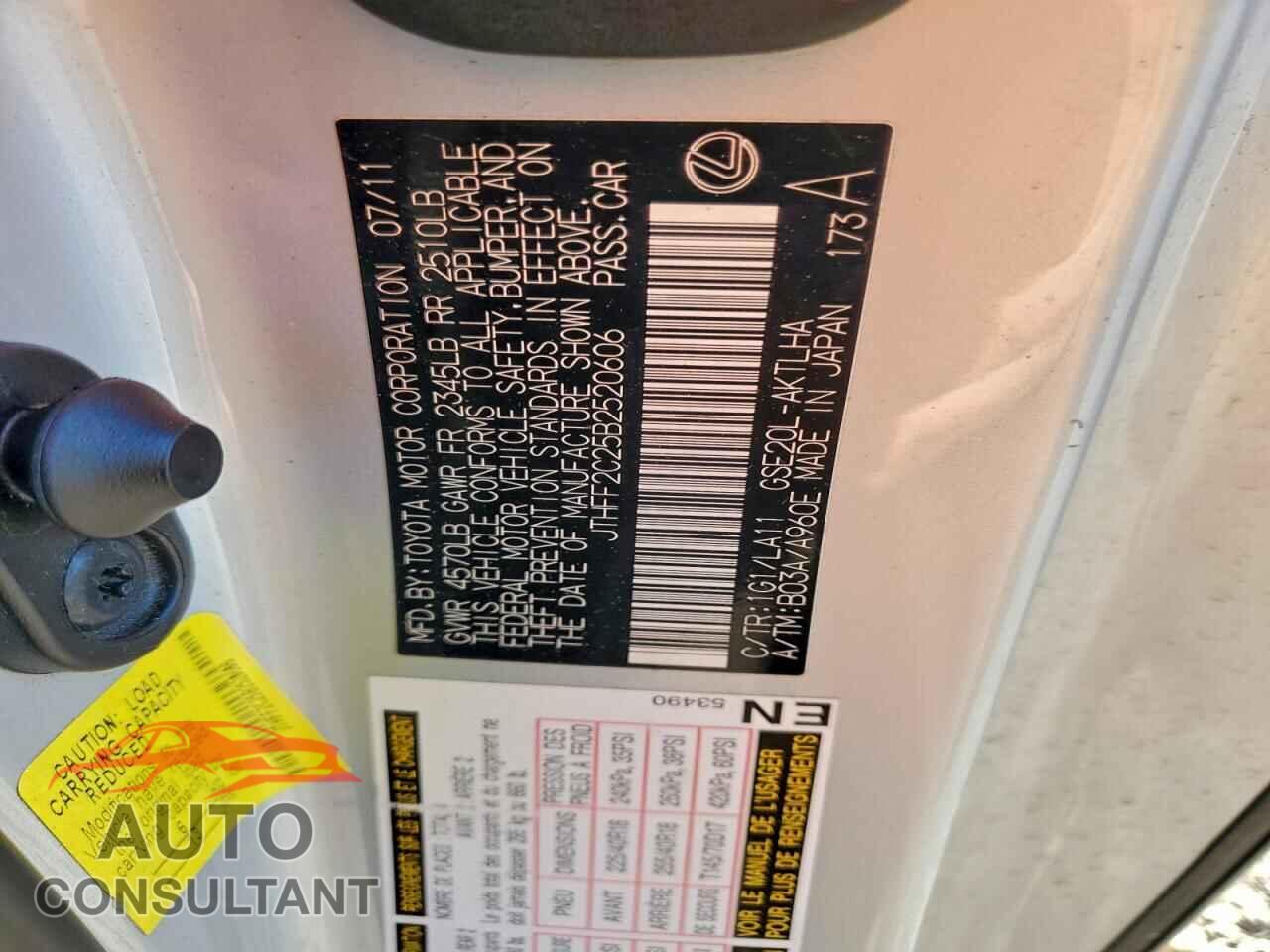 LEXUS IS 2011 - JTHFF2C25B2520606