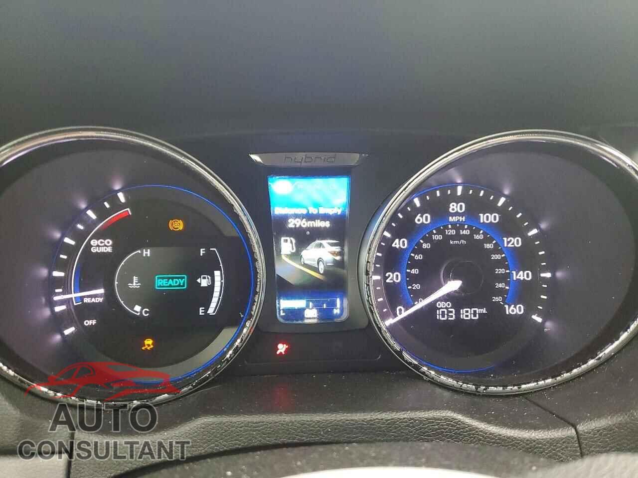 HYUNDAI SONATA 2013 - KMHEC4A43DA083778