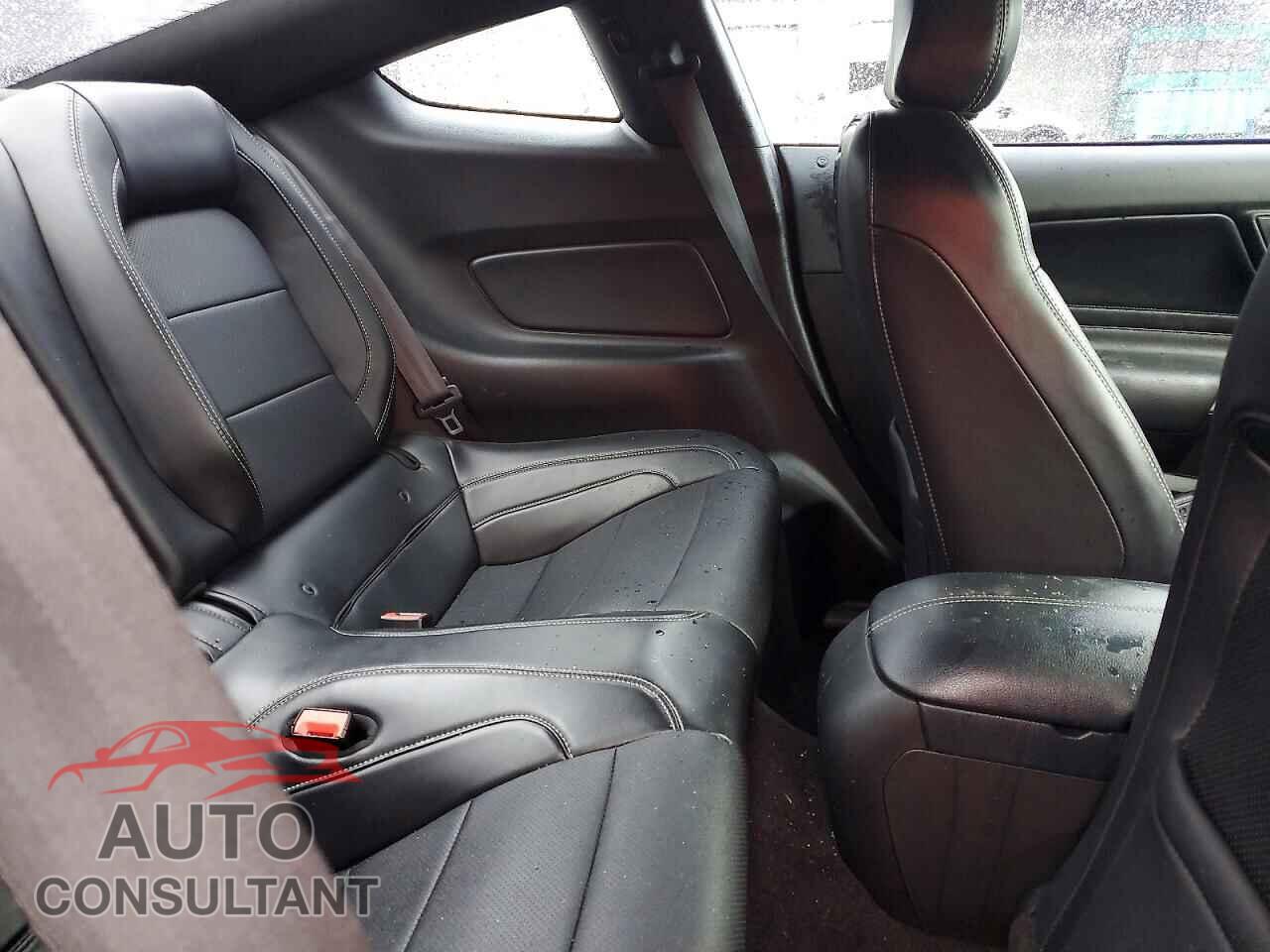 FORD MUSTANG 2019 - 1FA6P8CF7K5202821