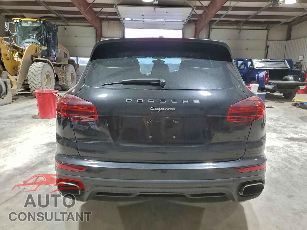 PORSCHE CAYENNE 2016 - WP1AA2A20GKA36961
