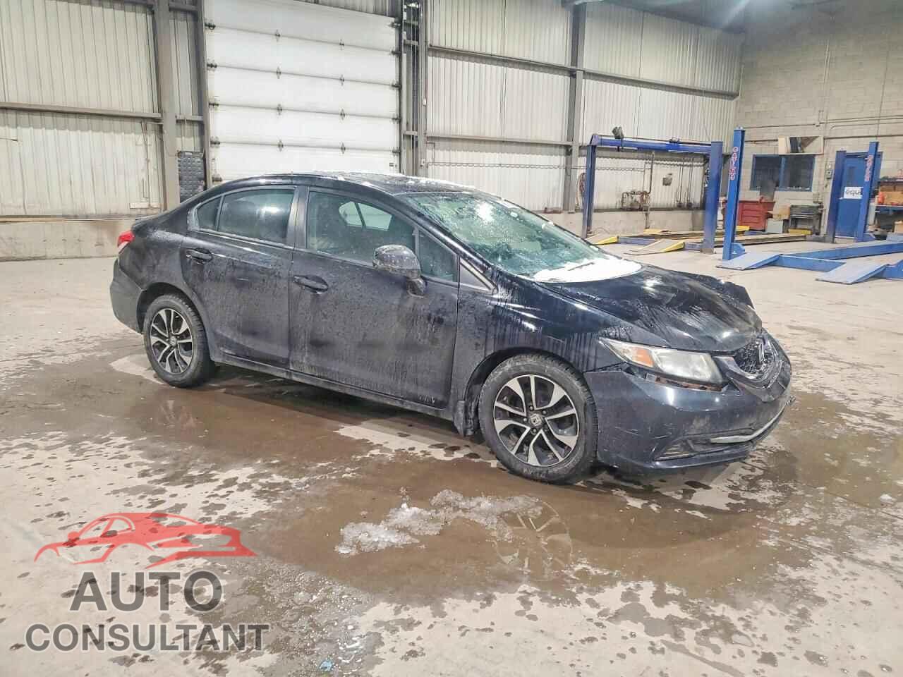 HONDA CIVIC 2013 - 2HGFB2F55DH028723