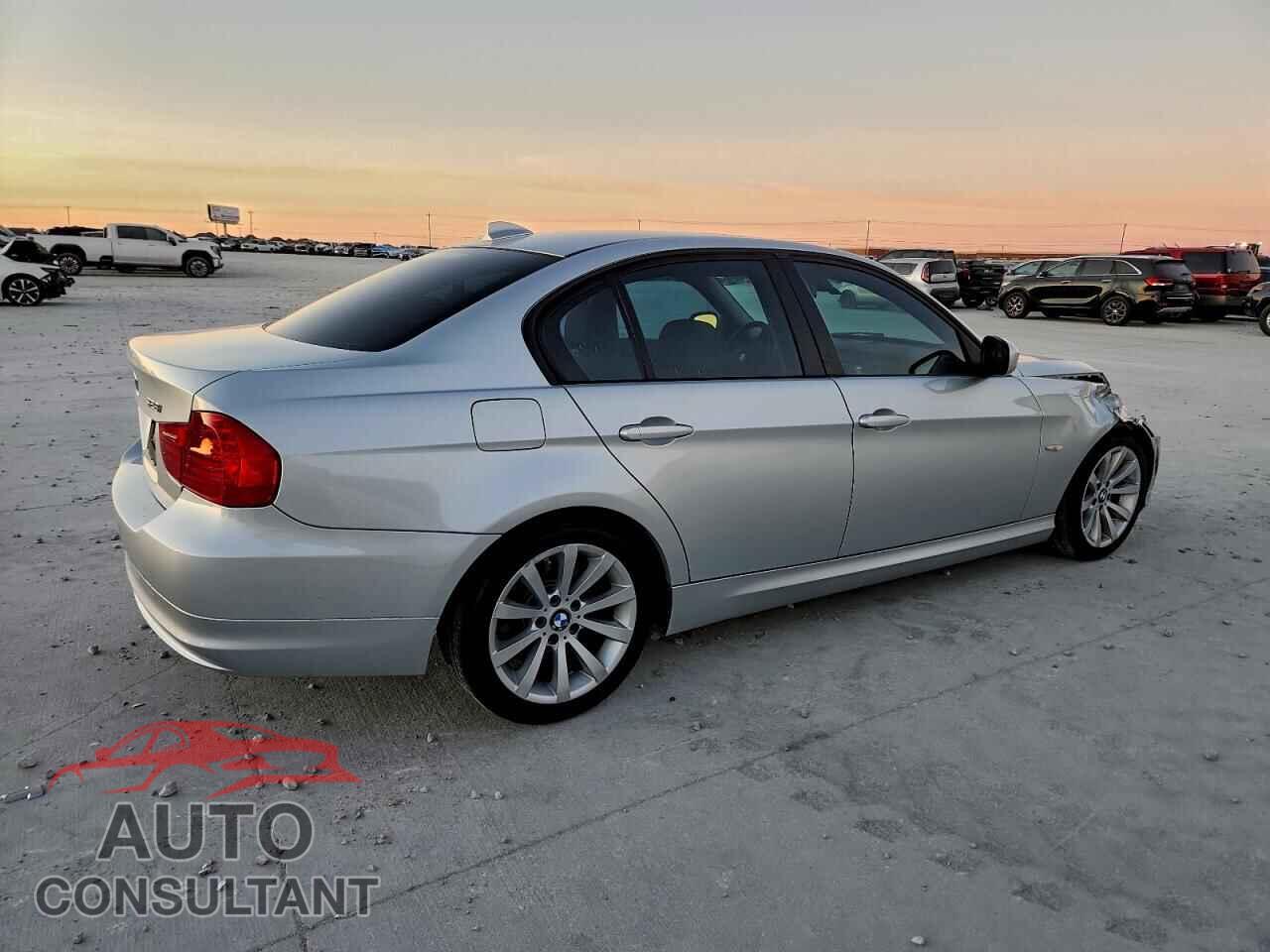 BMW 3 SERIES 2011 - WBAPH7C50BE675678