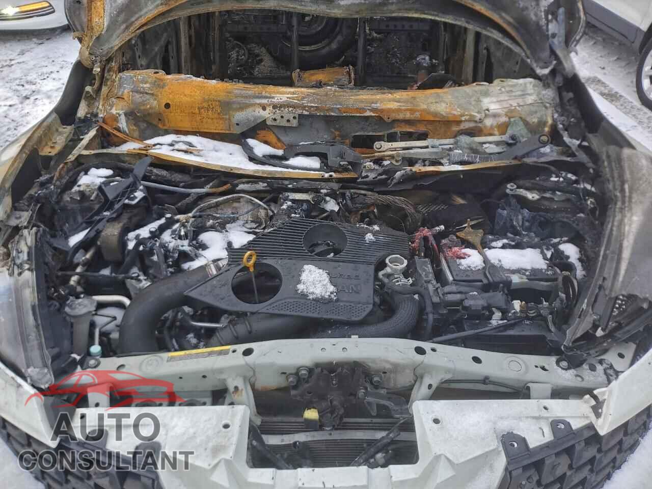 NISSAN JUKE 2015 - JN8AF5MV9FT551111