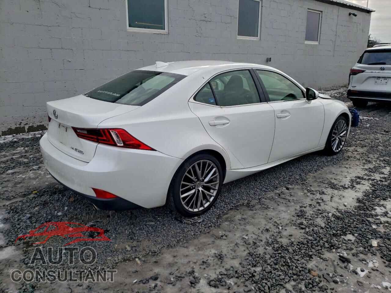 LEXUS IS 2014 - JTHCF1D24E5009435